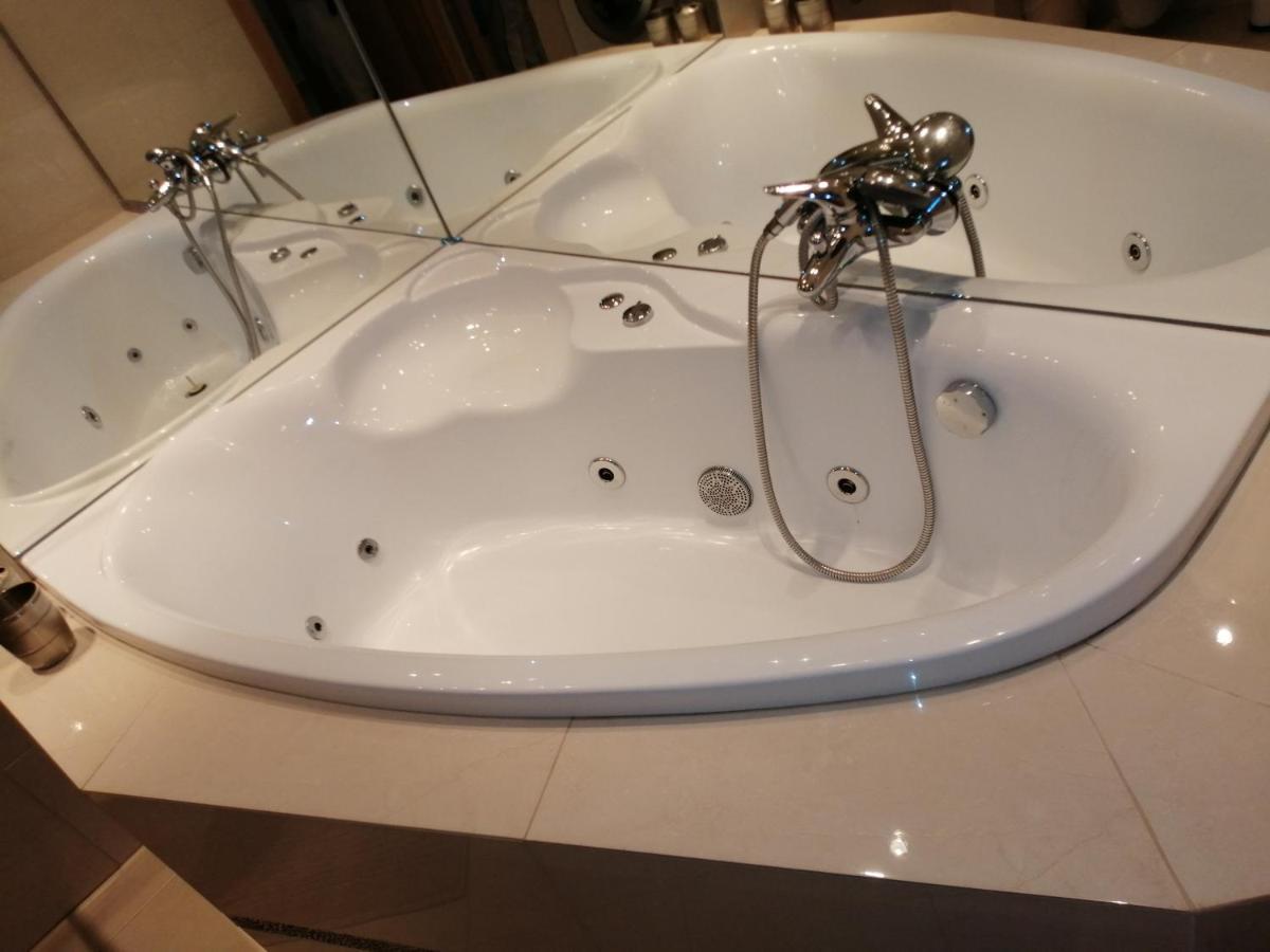 Apartament Rownica Ustroń Exteriör bild
